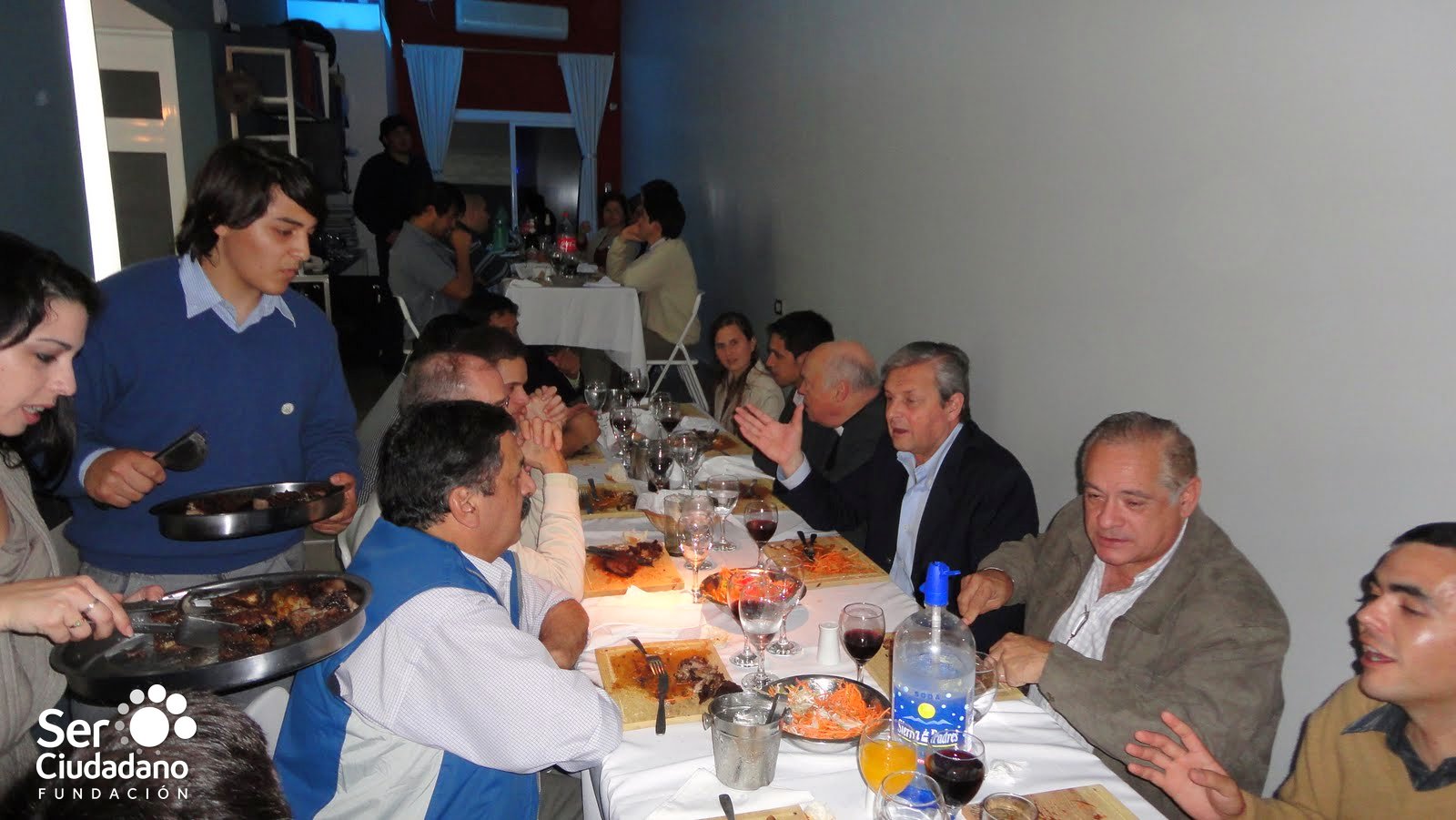 Integrantes de la Fundación durante una actividad histórica